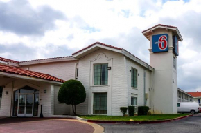 Motel 6-Euless, TX - DFW West